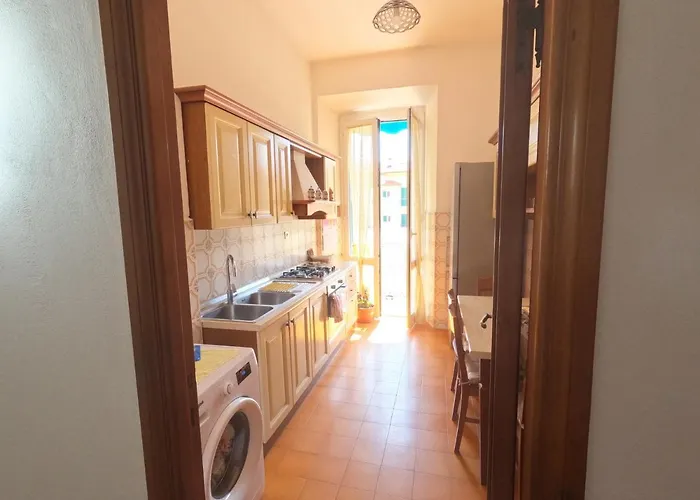 2 June * 斯培西亚